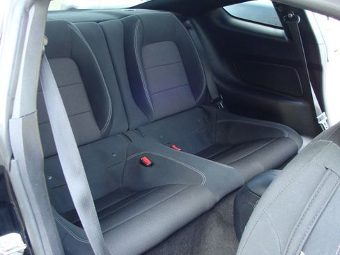 Used 2015 Ford Mustang Coupe image 11