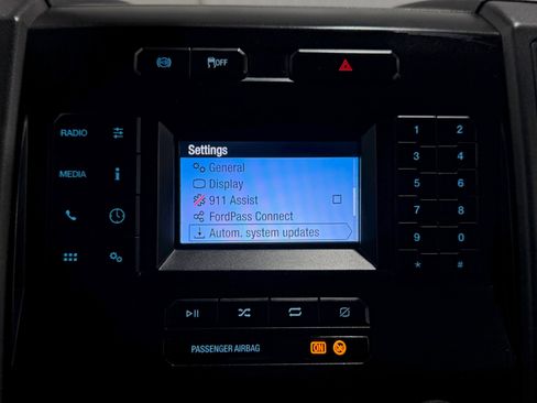 Used 2021 Ford F250 XL w/ Power Equipment Group image 40