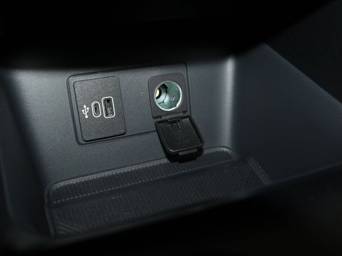New 2026 Ford Explorer Active AWD/4WD image 14
