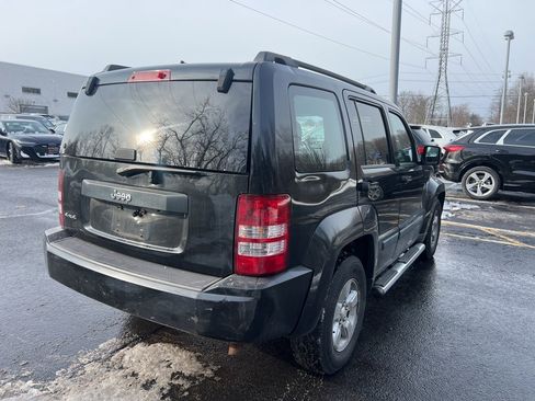 Used 2009 Jeep Liberty Sport w/ Popular Equipment Group image 9