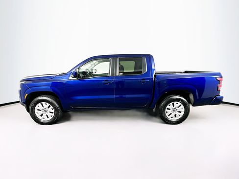 Used 2023 Nissan Frontier SV image 4
