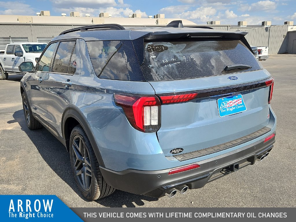 New 2026 Ford Explorer ST RWD image 9