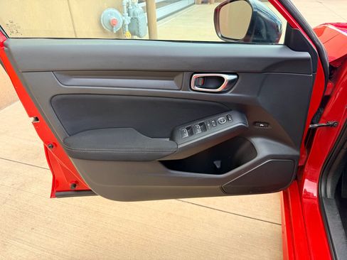 Used 2022 Honda Civic Sport image 11