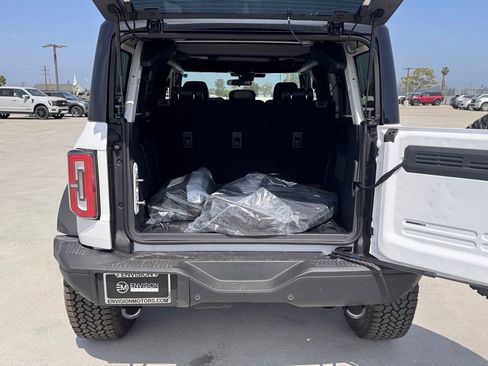 New 2026 Ford Bronco Badlands AWD/4WD image 13