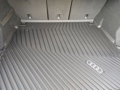 New 2025 Audi Q5 2.0T Premium Plus image 33