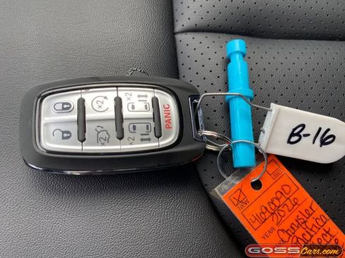 New 2026 Chrysler Pacifica Select image 29