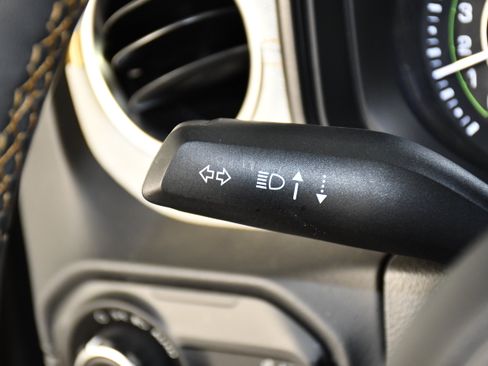 Used 2024 Jeep Wrangler Unlimited Sahara AWD/4WD image 23