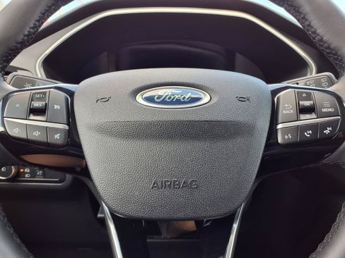 Used 2022 Ford Escape SEL AWD/4WD image 13