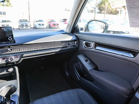 Certified 2023 Honda Civic EX image 6