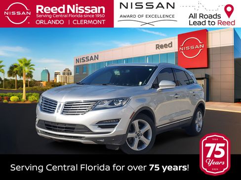 Used 2018 Lincoln MKC Premiere image 1
