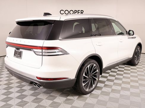 New 2026 Lincoln Aviator Reserve image 22