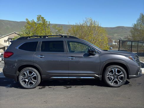 New 2026 Subaru Ascent Touring image 2