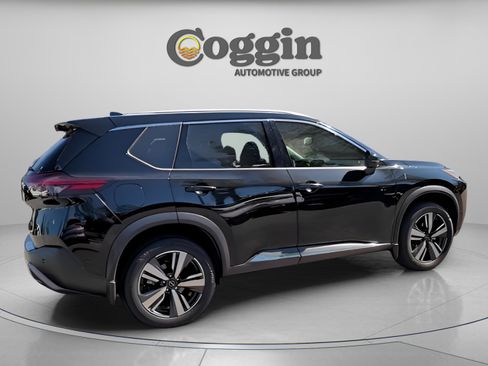 Used 2023 Nissan Rogue SL w/ SL Premium Package image 14