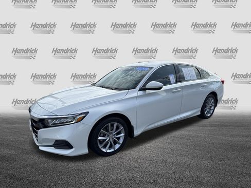 Certified 2022 Honda Accord LX image 5
