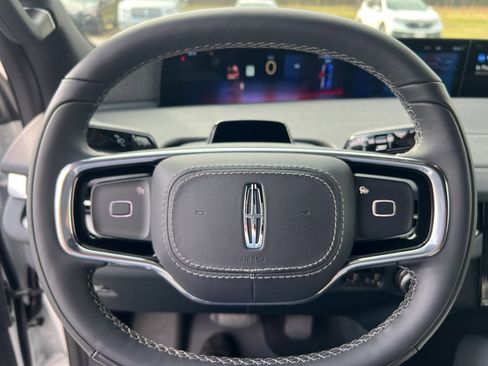 New 2025 Lincoln Navigator L Reserve w/ Jet Appearance Package image 10