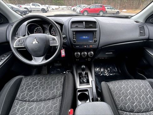 Used 2024 Mitsubishi Outlander Sport ES image 21