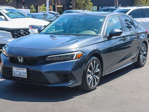 Used 2022 Honda Civic EX-L image 3