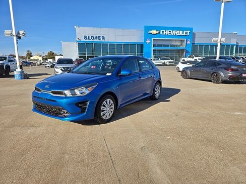 Used 2021 Kia Rio S image 1