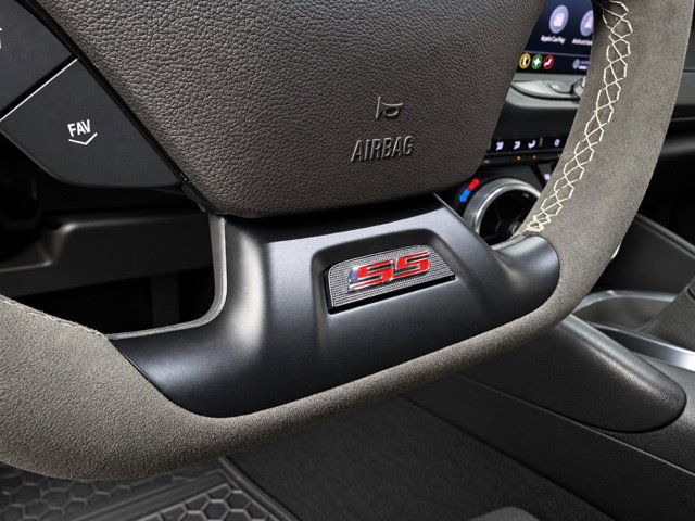 Used 2022 Chevrolet Camaro SS RWD image 36