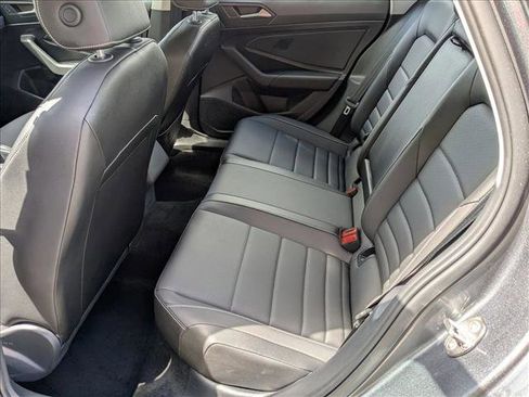 Used 2022 Volkswagen Jetta SE image 17