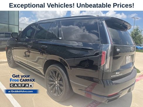 Used 2024 Cadillac Escalade Sport w/ Touring Package AWD/4WD image 4