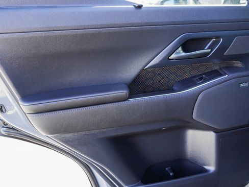 Used 2024 Lexus GX 550 w/ Cold Area Package image 23