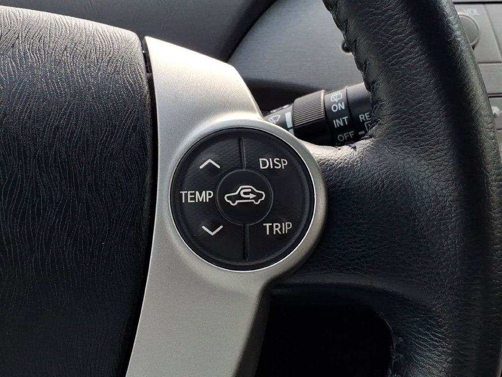 Used 2014 Toyota Prius Four FWD image 7