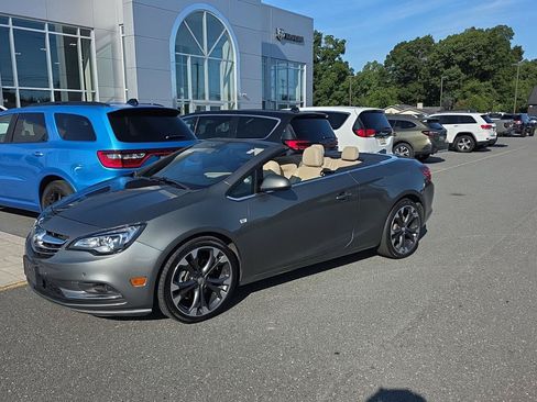 Used 2017 Buick Cascada Premium FWD image 2