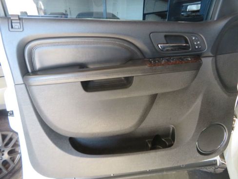 Used 2013 GMC Sierra 2500 Denali image 15