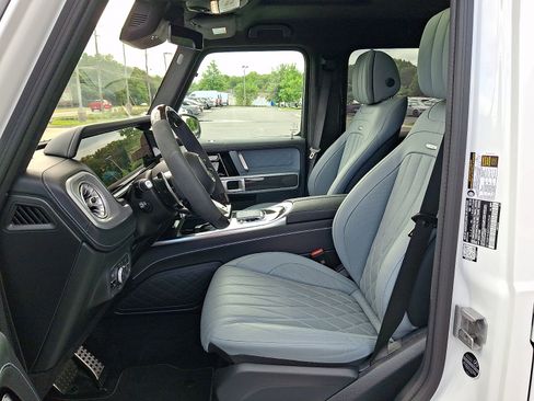Used 2025 Mercedes-Benz G 63 AMG 4MATIC image 13