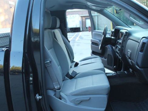 Used 2016 Chevrolet Silverado 1500 W/T w/ WT Convenience Package AWD/4WD image 9
