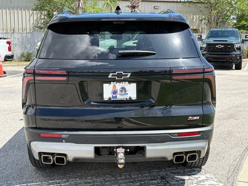 Used 2024 Chevrolet Traverse Z71 w/ Enhanced Driving Package AWD/4WD image 5