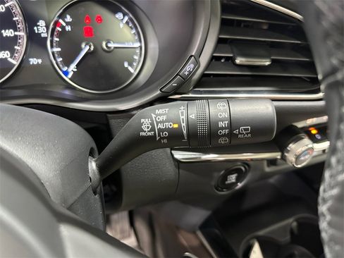 Used 2023 MAZDA CX-30 AWD 2.5 S w/ Premium Package image 22