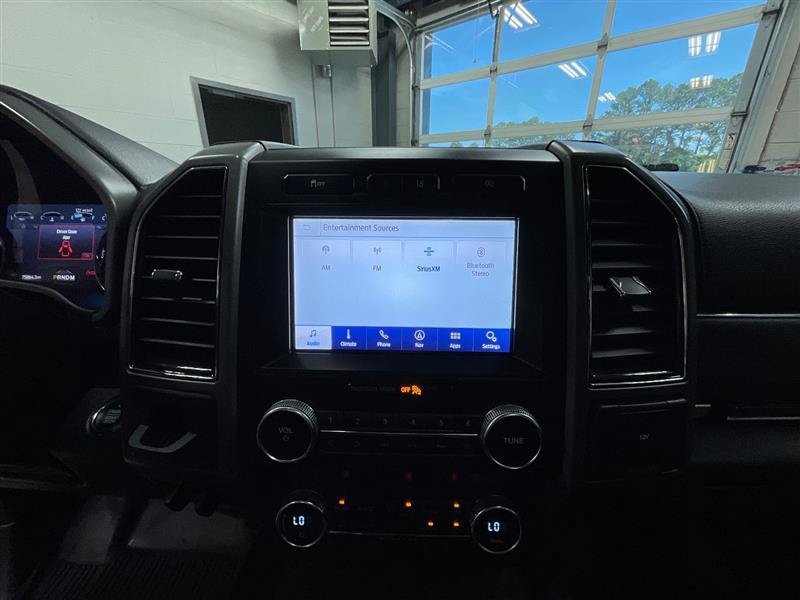 Used 2020 Ford Expedition XLT w/ Equipment Group 202A RWD image 19