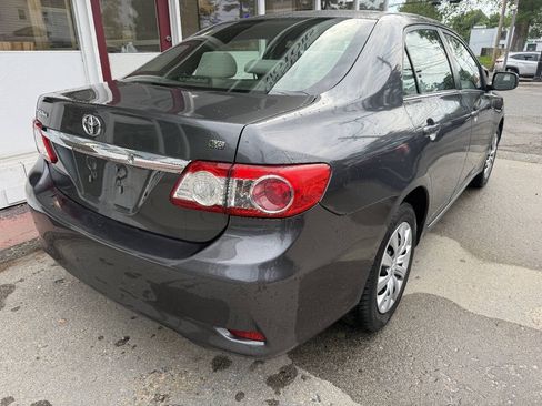 Used 2013 Toyota Corolla LE FWD image 7