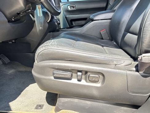 Used 2015 Honda Pilot Touring image 17