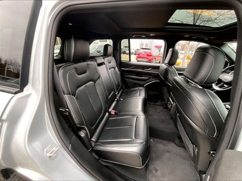 Used 2024 Jeep Grand Cherokee Limited 4xe image 16