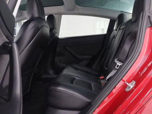 Used 2020 Tesla Model 3 Long Range image 16