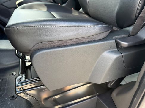 New 2026 Ford Transit 250 148 Medium Roof image 12