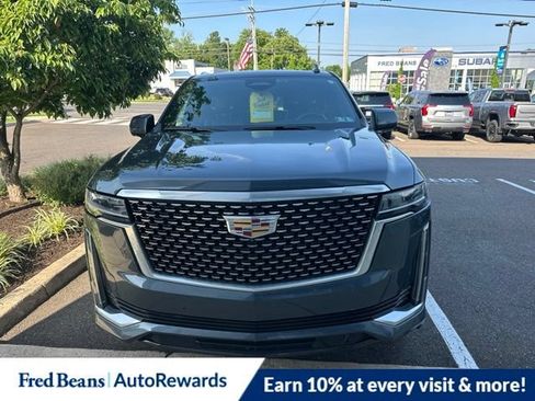 Used 2021 Cadillac Escalade Premium Luxury w/ Driver Assist Tech Package AWD/4WD image 2