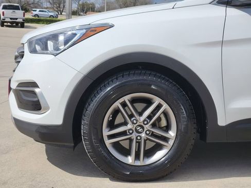 Used 2017 Hyundai Santa Fe Sport image 9