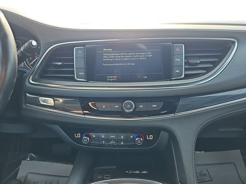 Used 2023 Buick Enclave Essence w/ Experience Buick Package FWD image 20