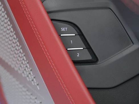 Used 2022 Lamborghini Urus image 52