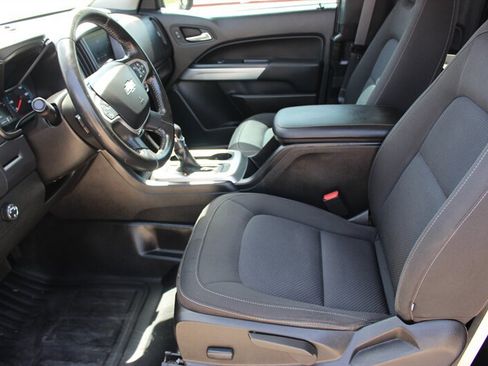 Used 2022 Chevrolet Colorado LT w/ Fleet Safety Package RWD image 21