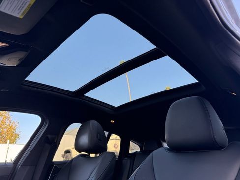 Used 2023 BMW X4 M40i w/ Premium Package image 12