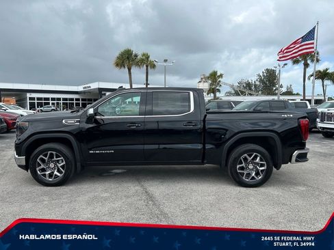 New 2026 GMC Sierra 1500 SLE w/ Preferred Package AWD/4WD image 4