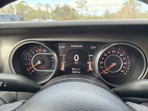 Used 2018 Jeep Wrangler Sport S image 33