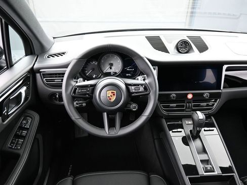 New 2026 Porsche Macan S AWD/4WD image 18