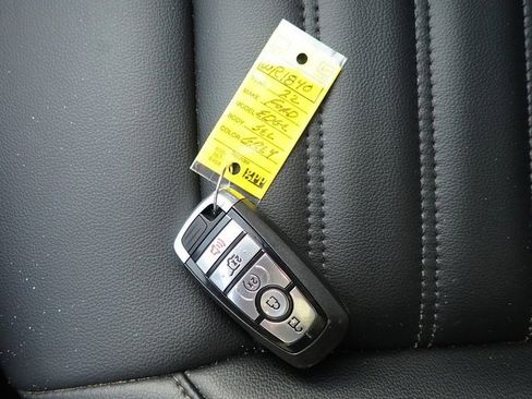 Certified 2022 Ford Edge SEL w/ Convenience Package image 30