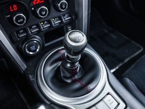 Used 2013 Subaru BRZ Limited RWD image 13
